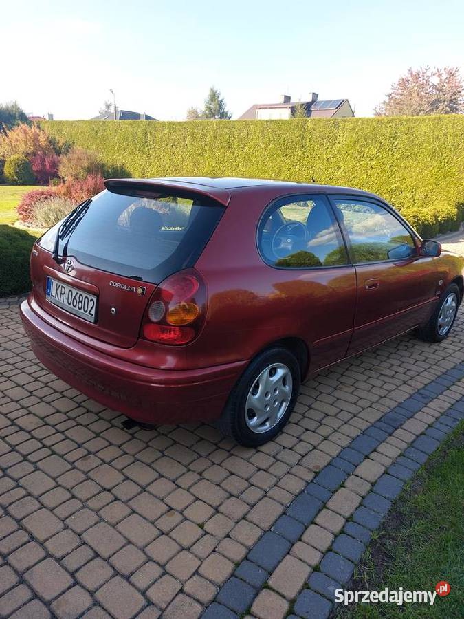 TOYOTA COROLLA E11 20 D4D 2001 1995cm3 Stróża-Kolonia