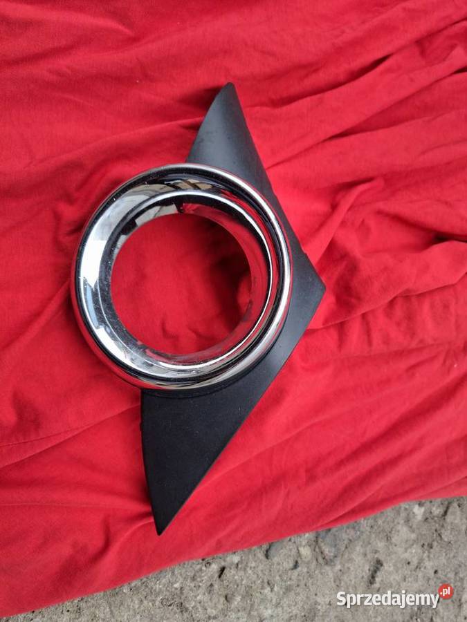 Sprzedam osłonę halogenu lewego peugeot 207 mazowieckie Sierpc