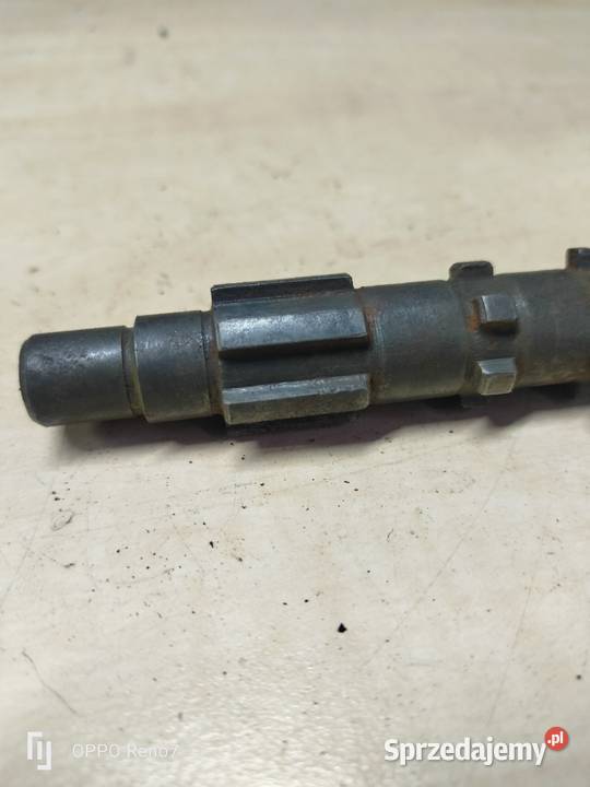 Wałek pośredni WSK WFM 125 Łubno sprzedam