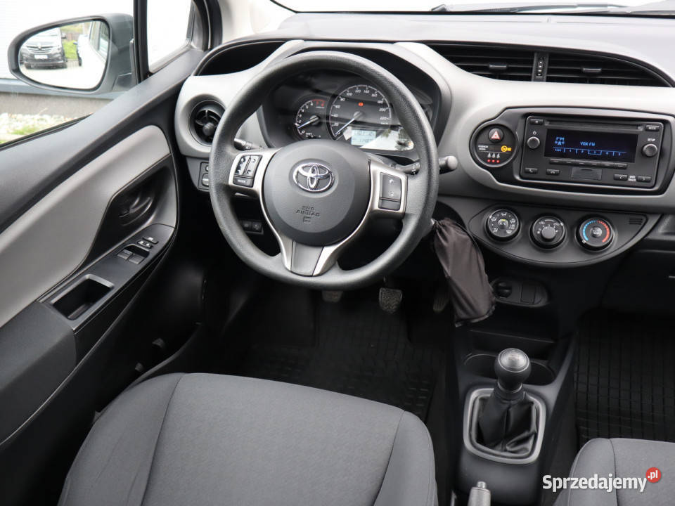 Toyota Yaris 10 VVTi radio Katowice