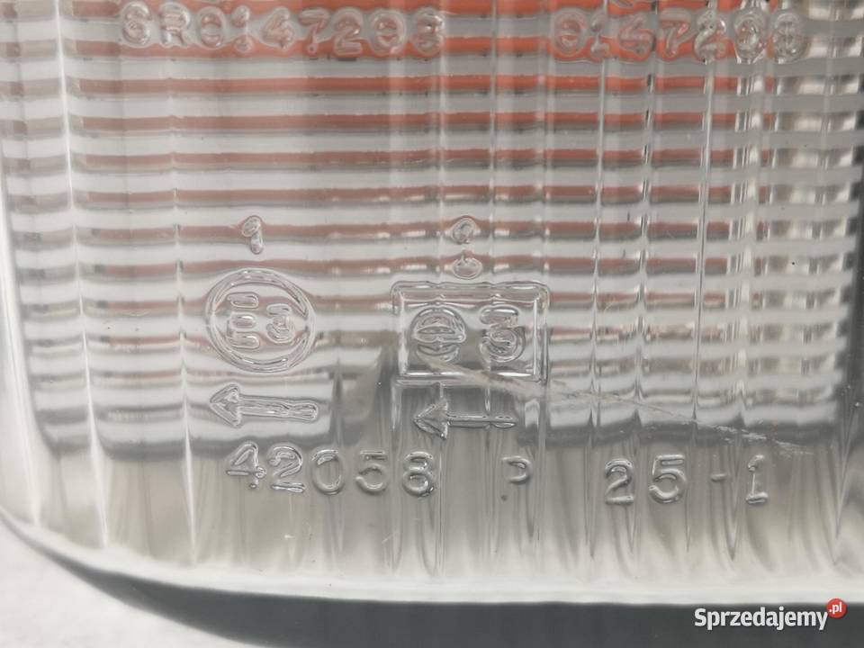 LAMPA PRAWY PRZÓD LANCIA DELTA I 1979 NOWA osobowe Lampy przeciwmgielne sprzedam