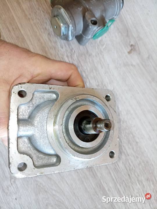 archiwalna Pompa hydrauliczna PZ 63 pompa