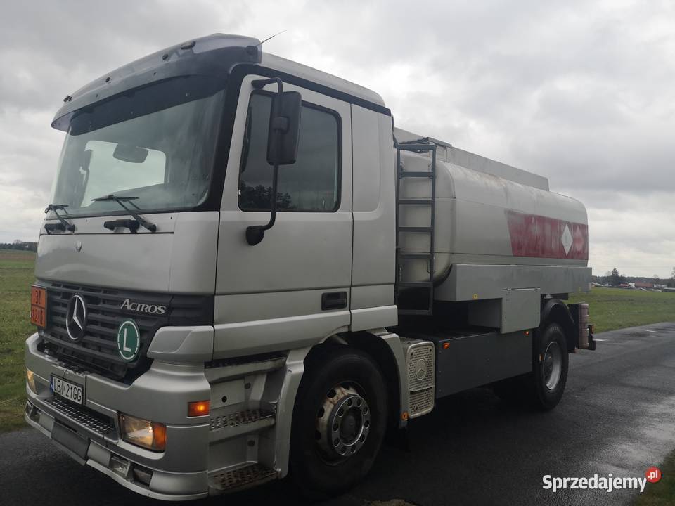 MERCEDES ACTROS AUTOCYSTERNA 425 000 PRZEBIEGU Łomazy