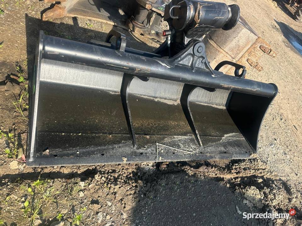 Łyżka skarpowa hydraulicznie uchylna skosowana Osprzęt roboczy małopolskie Tymowa