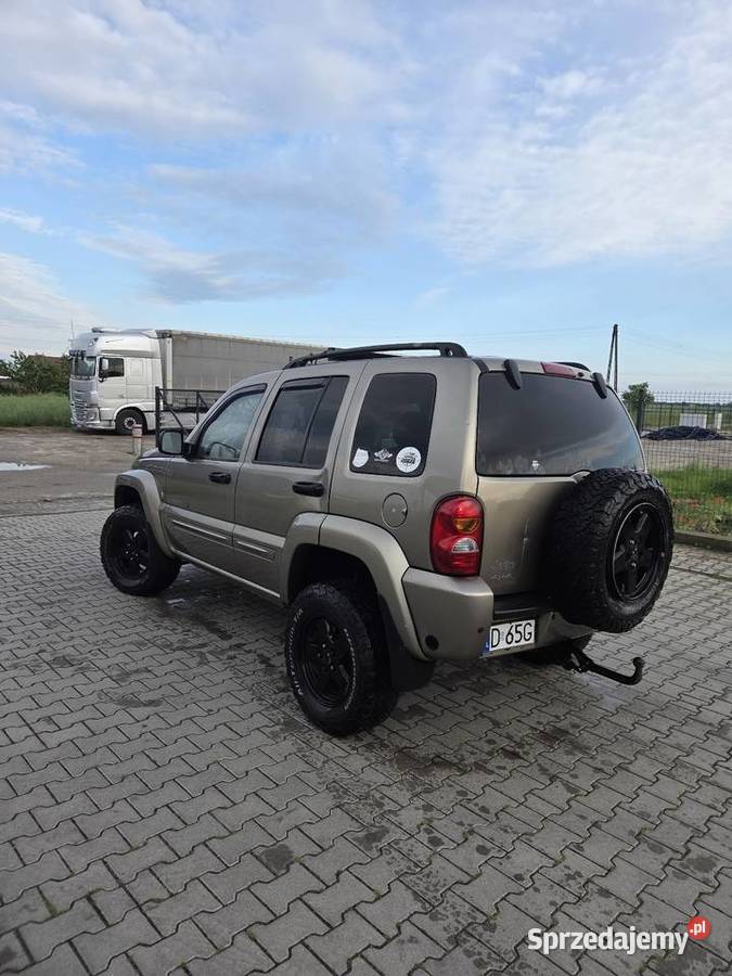 Jeep liberty 37 hak Pyzdry