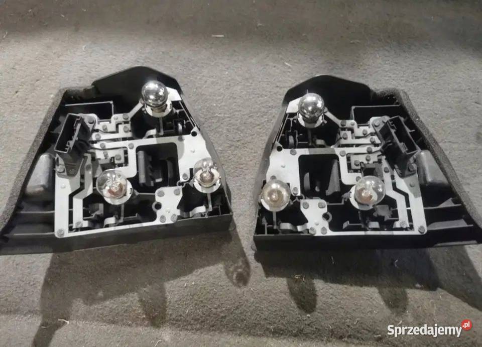 Wkład lampy BMW E46 sedan prawy Części samochodowe Żory