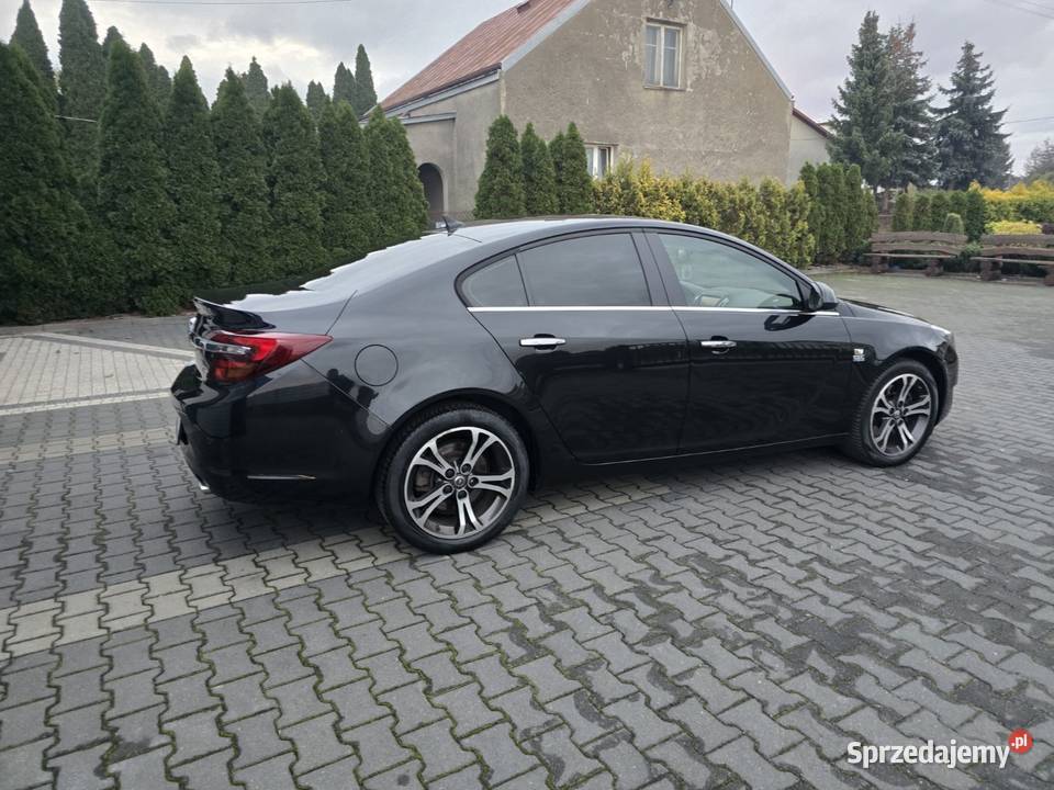 Opel Insignia 2015r benzyna 20 Turbo 250 koni system Start-Stop Pionki