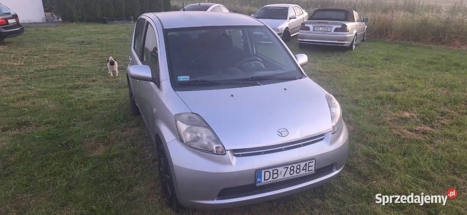 daihatsu sirion ZAMIANA 13 benzyna KLIMA Rok produkcji 2006 sprzedam