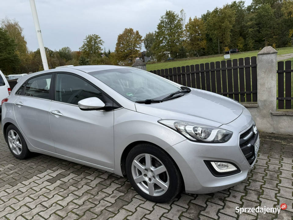 Hyundai i30 16 CRDI 110 ładny świeżo 1582cm3 Bolesławiec