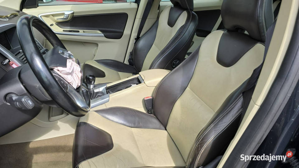 Volvo XC 60 Zadbane Jeżdżące Hak Relingi tempomat Karczew