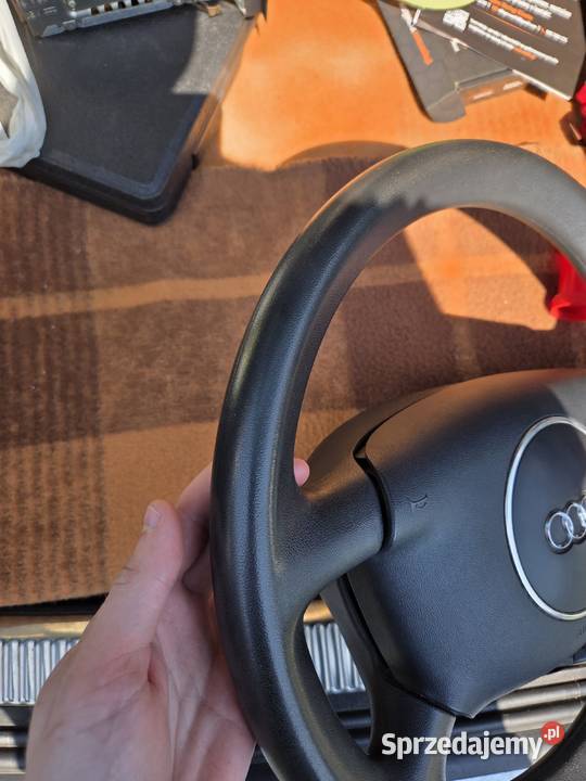Kierownica Audi A4 B6 kompletna z poduszką ładna osobowe Burzenin
