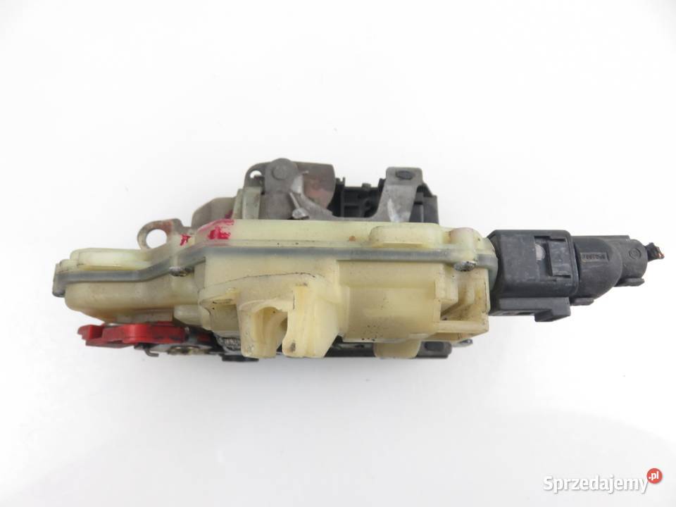 ZAMEK LEWY TYLNY VW JETTA III 1K2 3B4839015AF