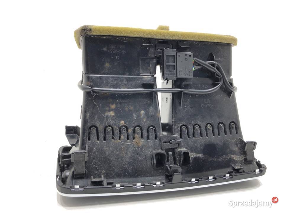 KRATKA NAWIEWU TYŁ AUDI Q8 4M8819203A SUV sprzedam