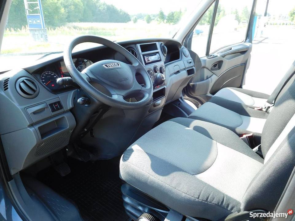 Sprzedam Iveco Daily 7 Osobowy Stan Nowy światła przeciwmgłowe Warszawa sprzedam