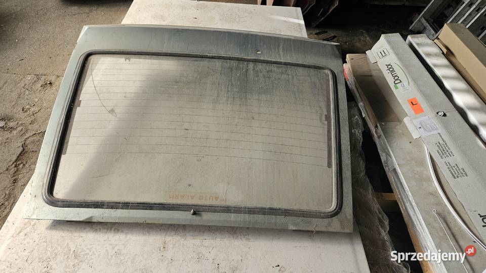 Klapa bagażnika FSO Polonez Kraków