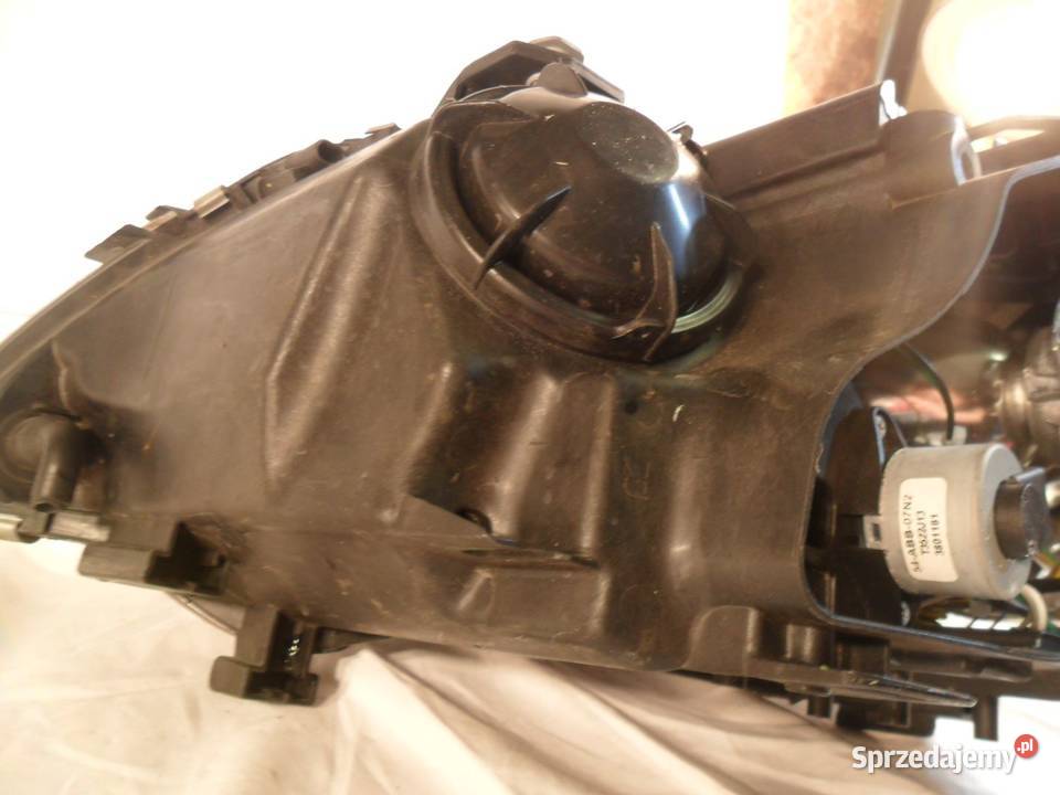 BMW E60 E61 Reflektor prawy przedni lampa prawa osobowe sprzedam