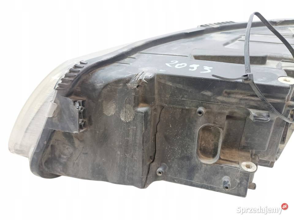 LAMPA PRZÓD PRAWA EUROPA USZKODZONA H7 Audi A6