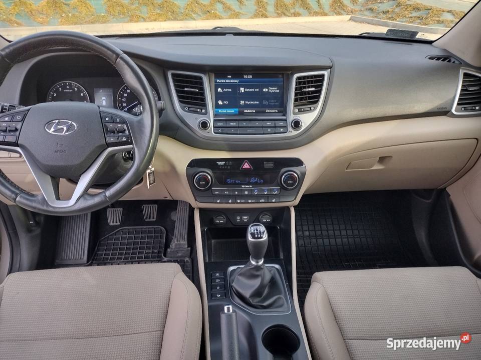 Hyundai Tucson 16 benzyna 132 salon Polska Rzeszów