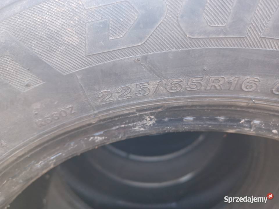 Opony bridgestone wzmacniane sprzedam