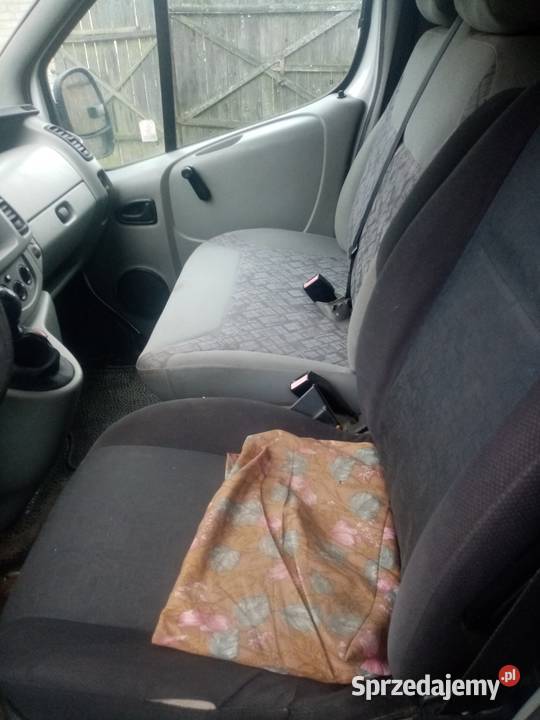 opel vivaro trafic 19 dti Niedrzwica Duża