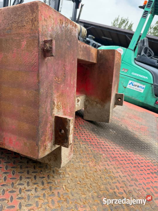 ciągnik rolniczy balast przeciwwaga obciążnik Działoszyn