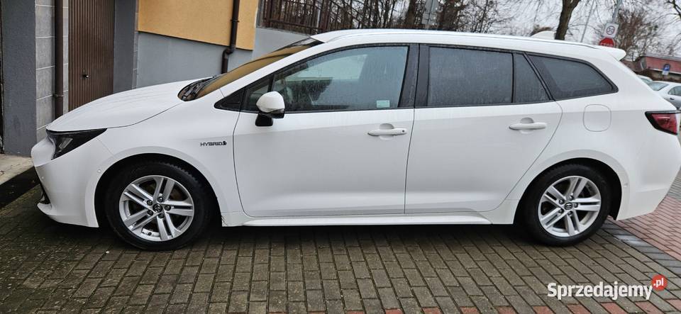 Toyota Corolla 18TS Hybrid Salon Polska e210 hybryda