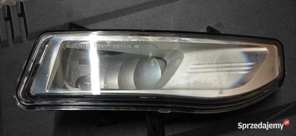 Nissan Leaf 2022 HALOGEN lewy wielkopolskie Poznań