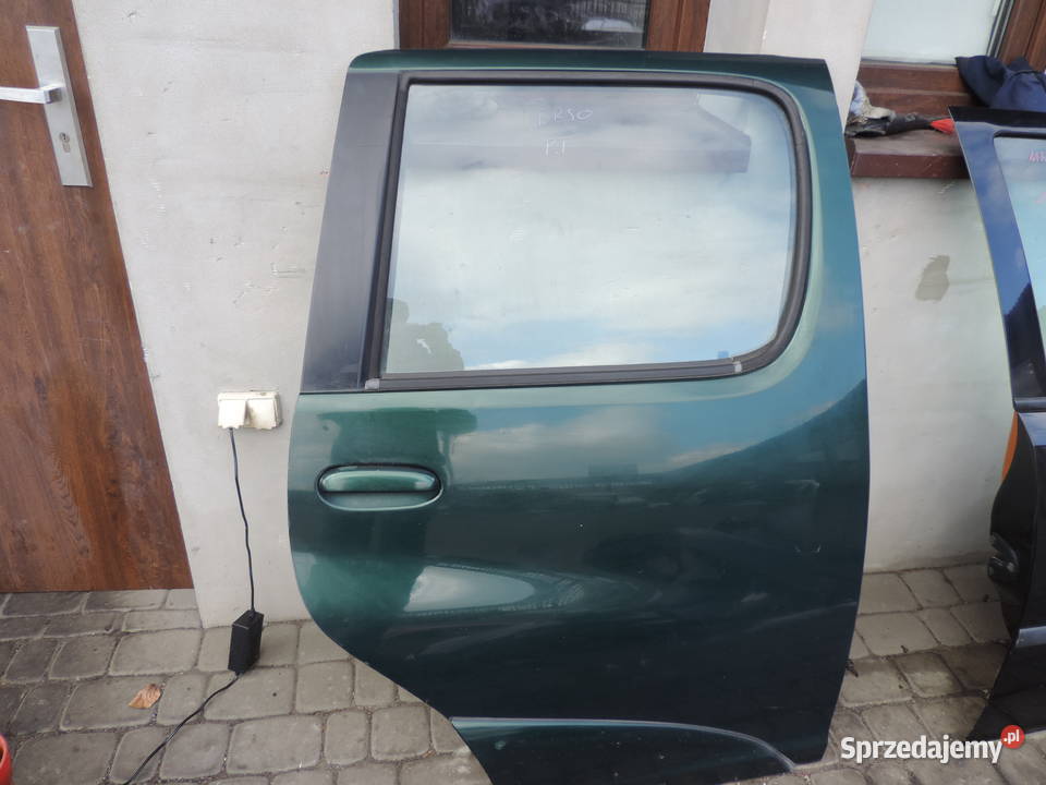 DRZWI PRAWY TYŁ TOYOTA YARIS VERSO 1 małopolskie Nowy Sącz