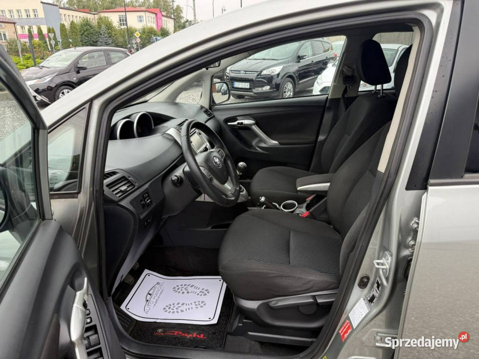 Toyota Verso Kamera Navi Niemcy Zarejestrowany ESP Paradyż