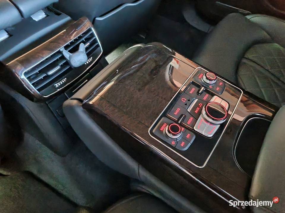 Audi A8 V8 D4 Ogrzewanie postojowe TV monitory A8