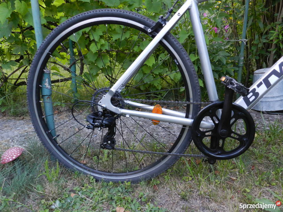 Rower szosowy Gravel przelaj Btwin Triban 100
