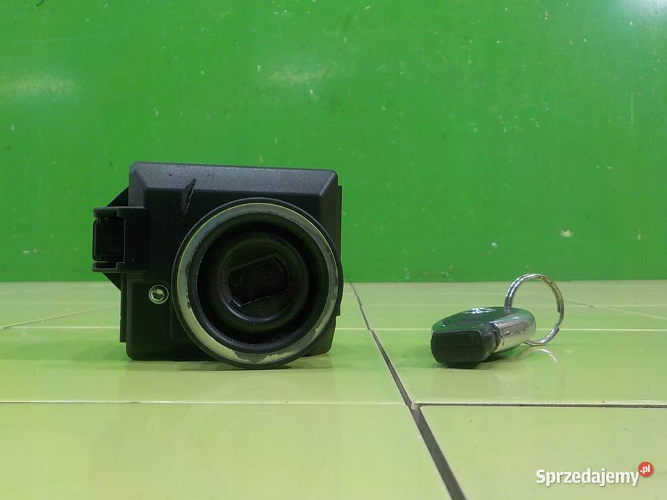 MERC C W204 18B 10r KOMBI stacyjka z kluczykiem Suków