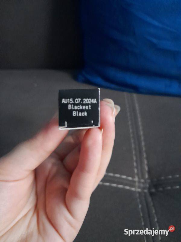 Płynny eyeliner 24 godziny Avon Power Stay Siewierz