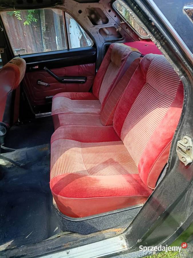 Wołga 2410 GAZ-24 Piotrków Trybunalski
