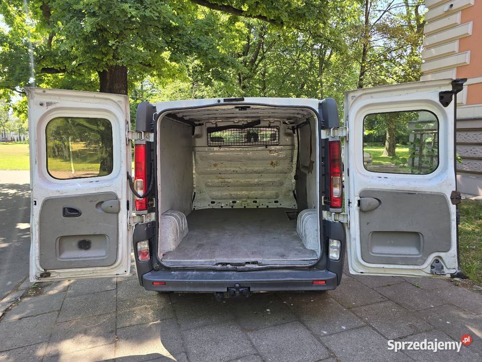 Opel vivaro 20 diesel 2007r blaszak hak Łódź
