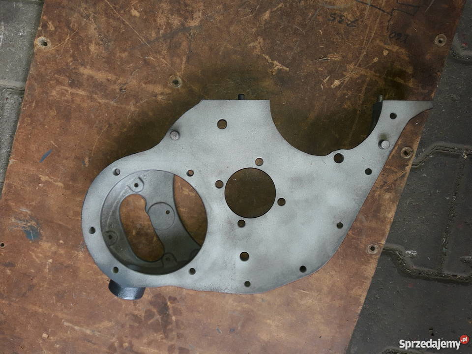 3520150402 3660101133 POKRYWA PRZÓD MERCEDES 813 Częstochowa sprzedam