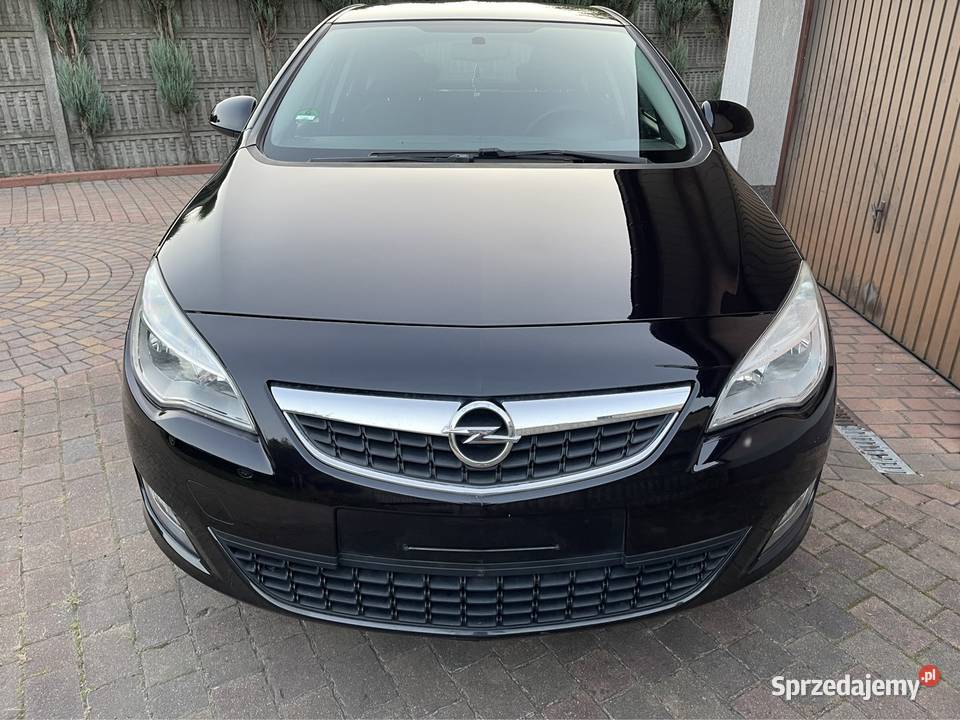 Opel astra J 16 benzyna klima Alu piękne auto Motoryzacja