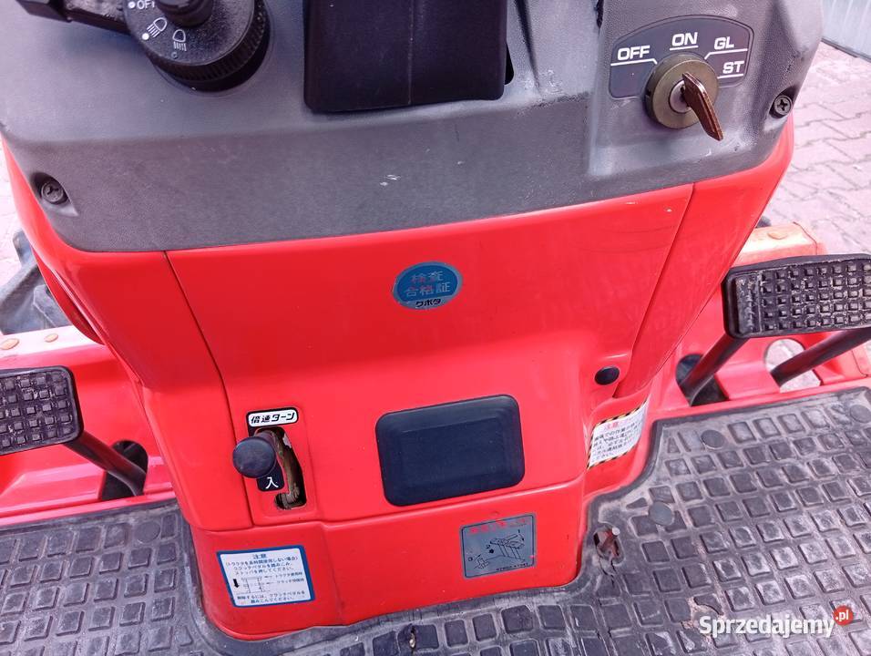 Kubota Aste A175 44 17 mały przebieg