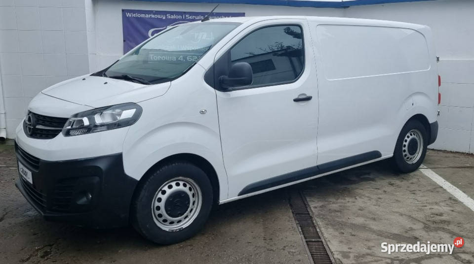 Opel Vivaro Pisemna Gwarancja 12 miesięcy niski biały Konin