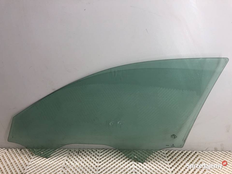 SZYBA PRAWY PRZÓD AUDI A4 B9 Kombi 8W0845202