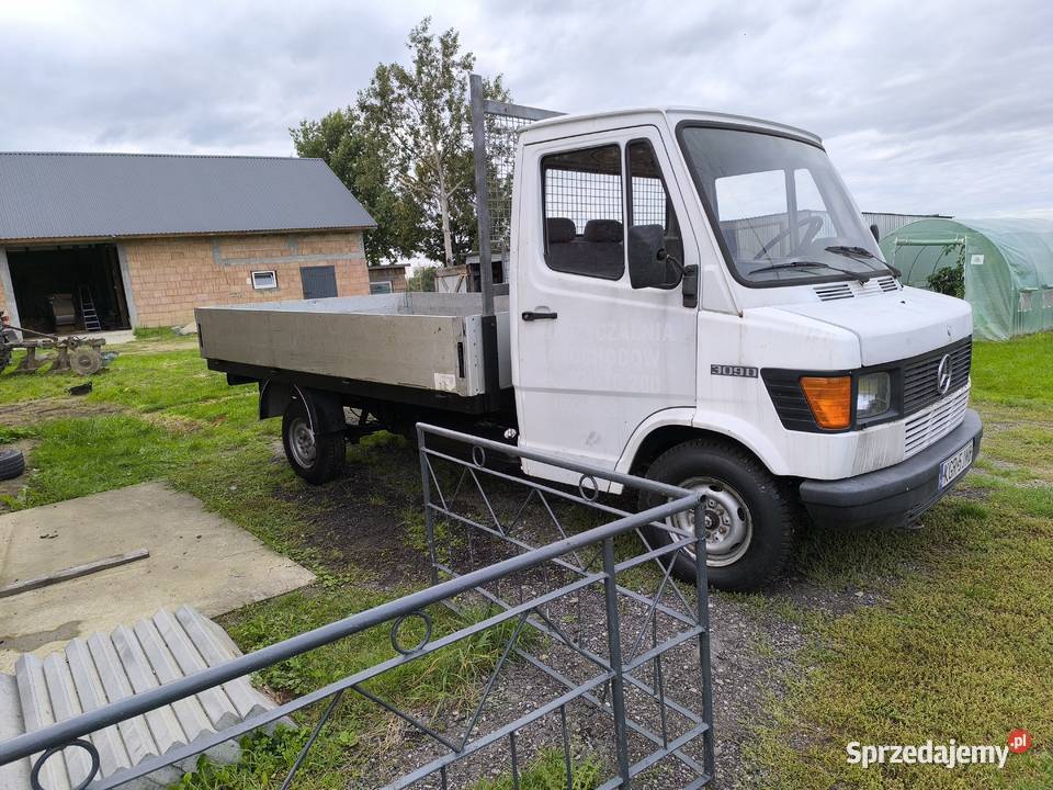 Mercedes 309d T1 kaczka 229000km Grybów