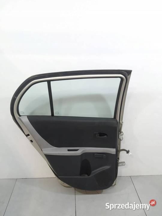 DRZWI LEWE TYŁ 5A7 Toyota Yaris II 20052011