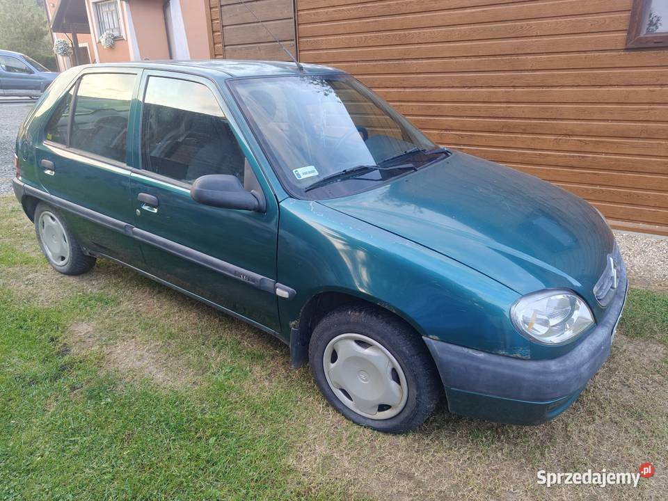 Citroen Saxo 11 zielony Łapanów