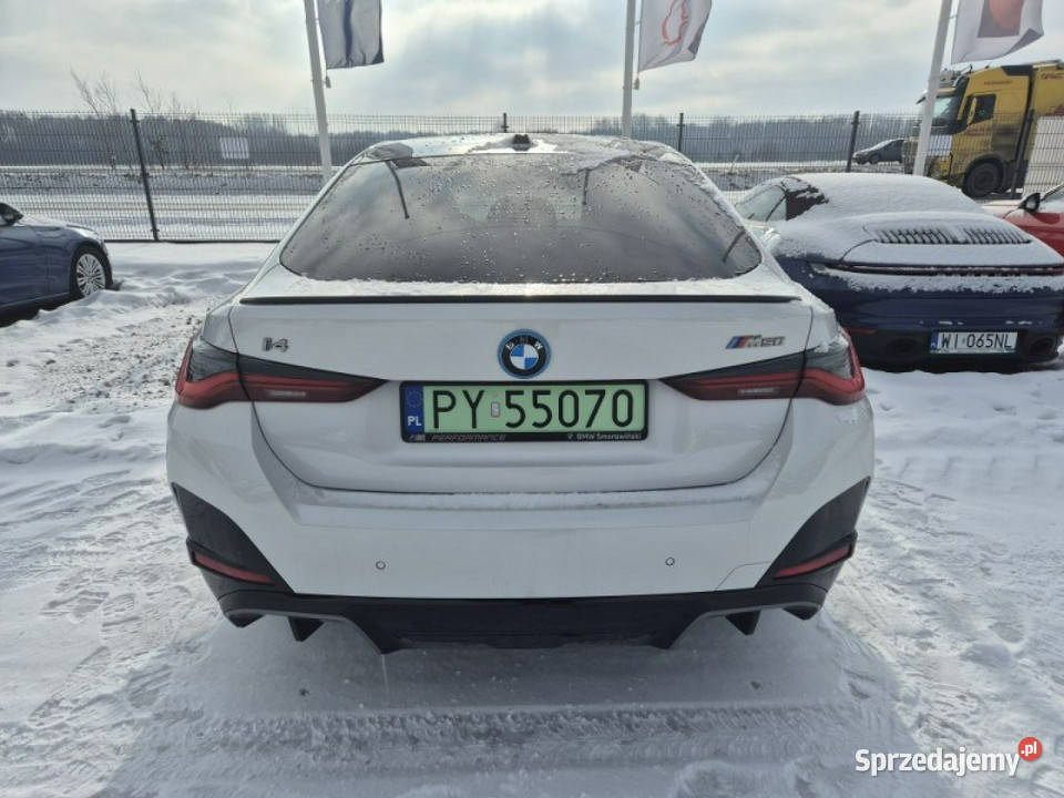 BMW i4 Poleasingowe M50 pełny VAT Samochody osobowe