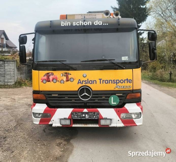 Mercedes Atego 823 Laweta świętokrzyskie