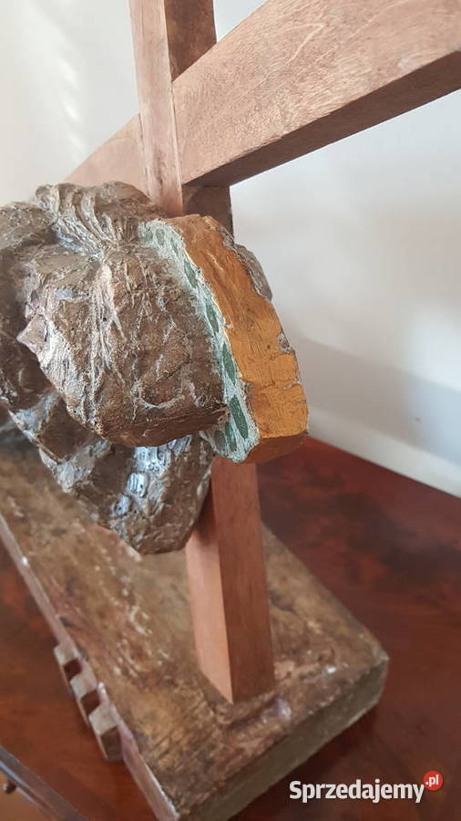 Chrystus upada pod krzyżem rzeźba ceramika Orneta