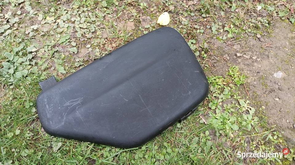 Wsk 125 175 boczek plastik prawy podkarpackie Brzozów