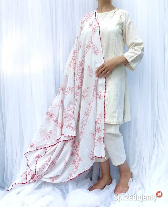 Duża chusta szal dupatta haftowana biała bawełna zachodniopomorskie Szczecin