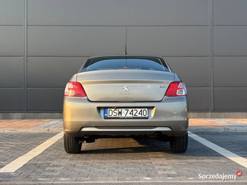 Salon Polska zadbany gotowy do jazdy Świdnica