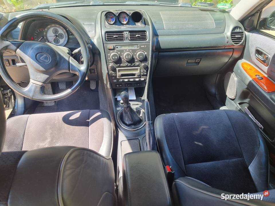 IS 200 Z KOMPRESOREM Pewel Mała